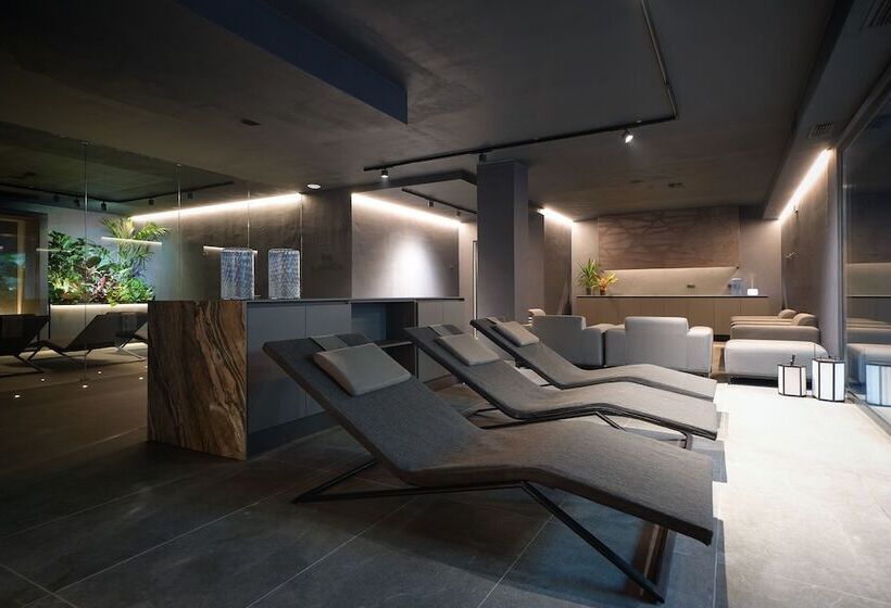 Palazzo Della Scala Spa Hotel Suites & Apartments