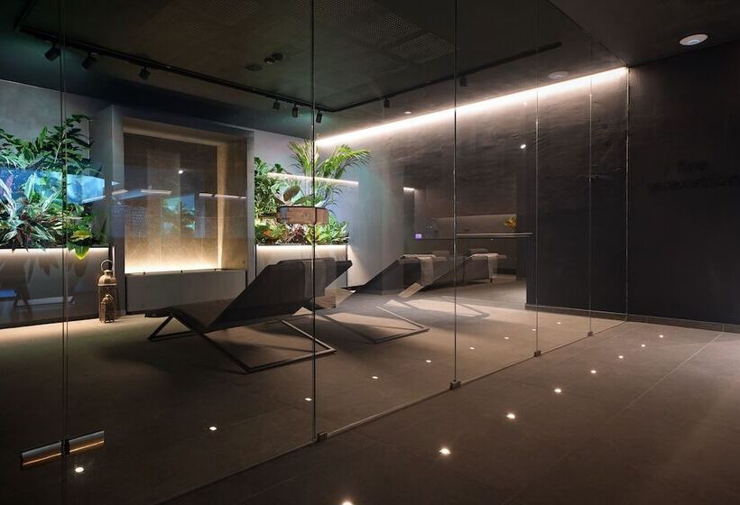 Palazzo Della Scala Spa Hotel Suites & Apartments