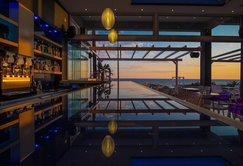 Sesa Boutique Hotel & Restaurant