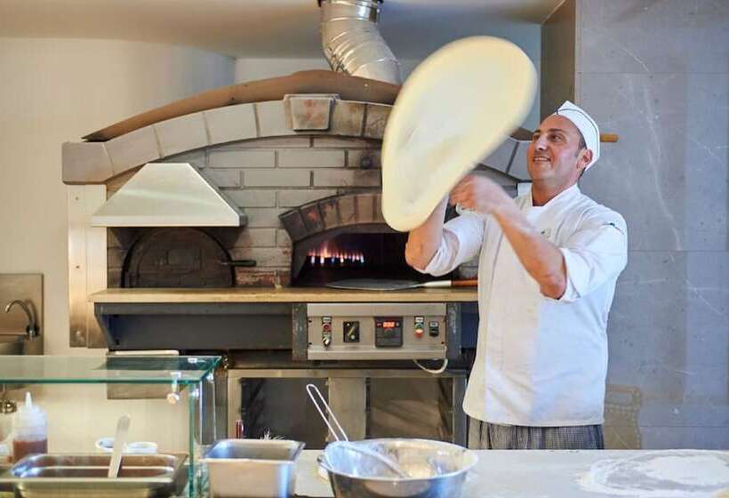 Sunrise Oasis Hotel & Waterpark