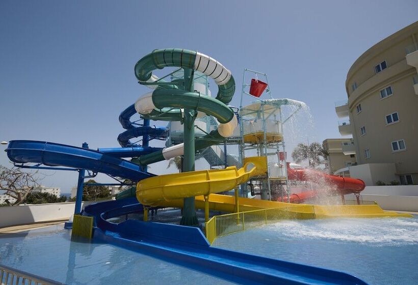 Sunrise Oasis Hotel & Waterpark