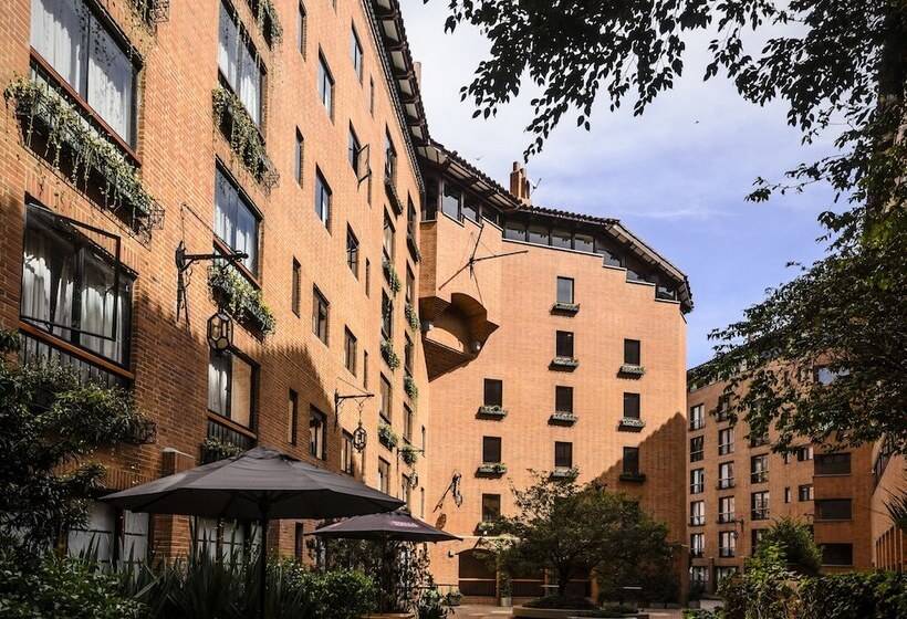 Travelers Condominio Plenitud