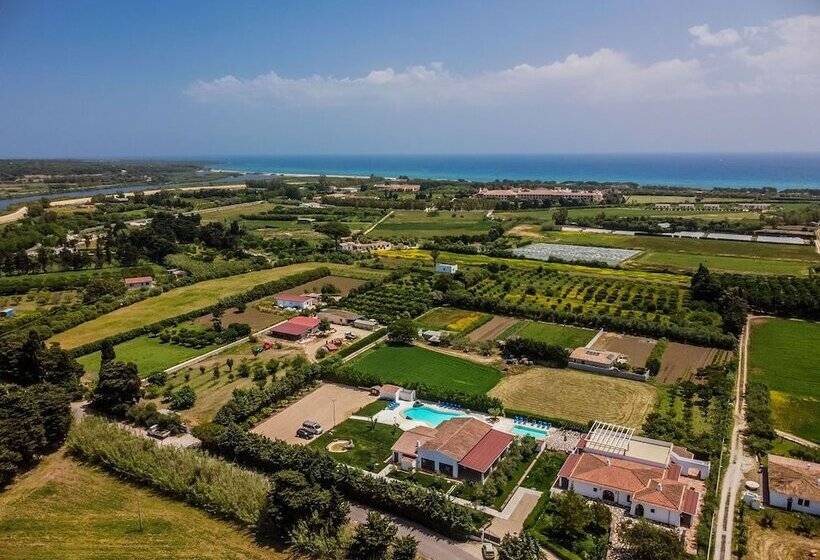 فندق فئة نجمة واحدة Sisula Country Hotel&spa