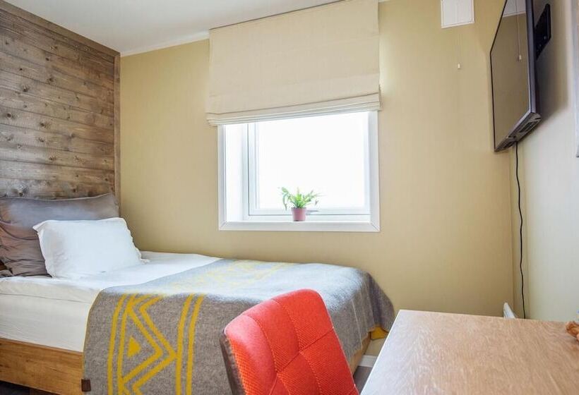 Отель 8 Seasons