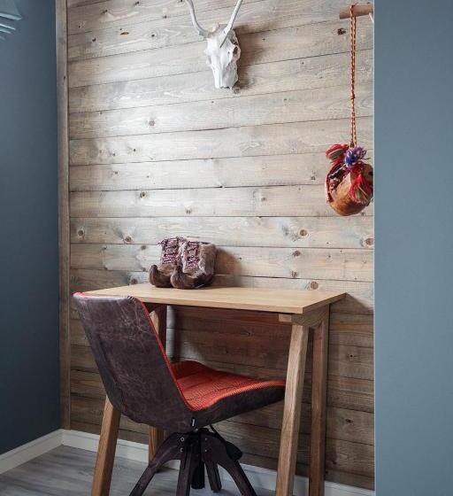 Отель 8 Seasons