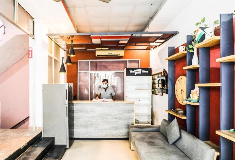 호텔 Avni Residency By Oyo Rooms