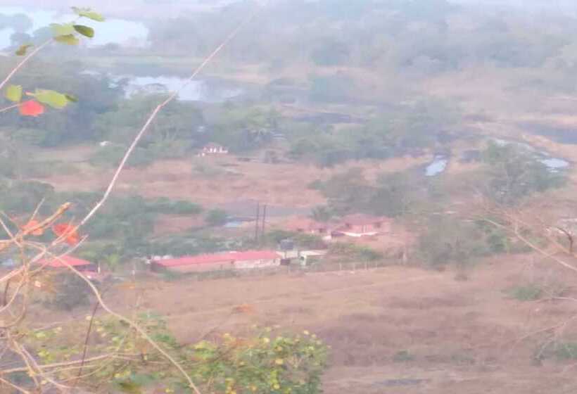 فندق Campistaan Kolad