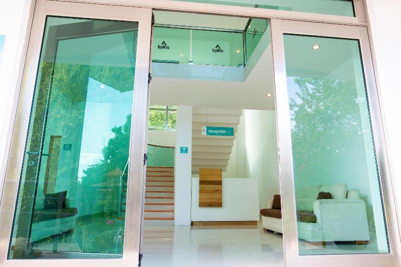 호텔 Casa Aakal Lagoon Front