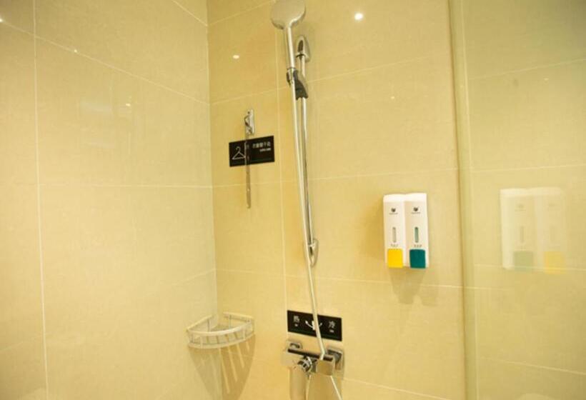 فندق City Comfort Inn Huanggang Luotian Yishui Waitan