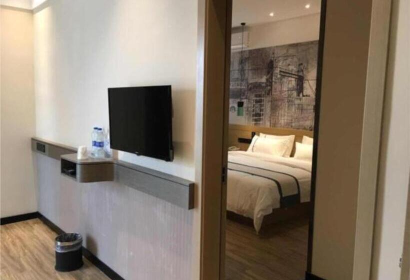 فندق City Comfort Inn Huanggang Luotian Yishui Waitan