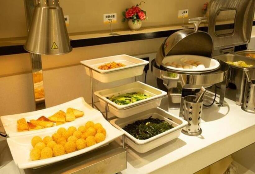 فندق City Comfort Inn Huanggang Luotian Yishui Waitan