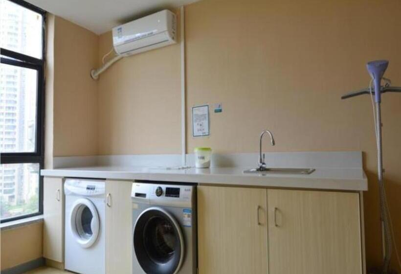 Отель City Comfort Inn Huanggang Qichun Exhibition Center