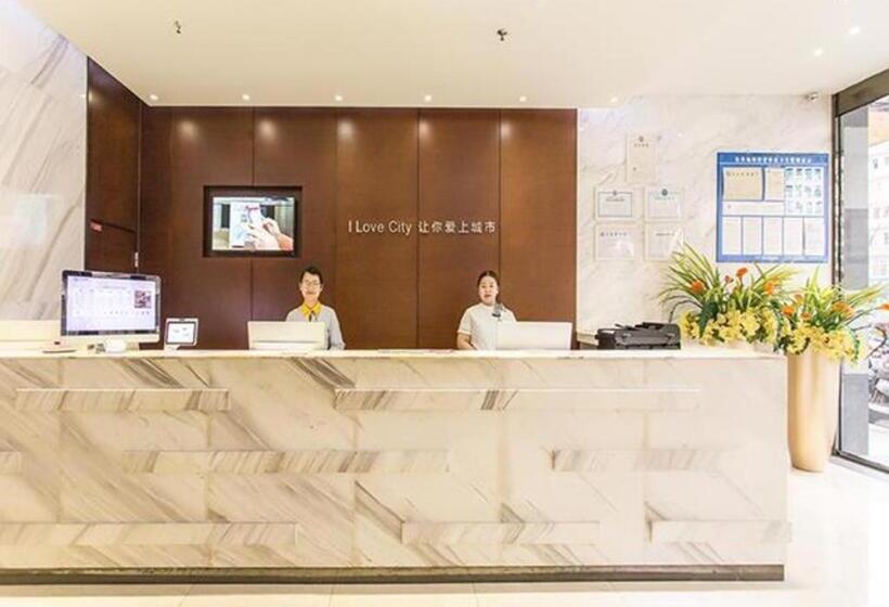 هتل City Comfort Inn Nanning Dashatian Metro Station