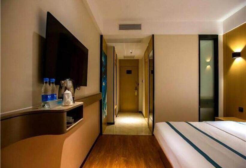 호텔 City Comfort Inn Zhanjiang Middle Haibin Avenue Wanda Plaza