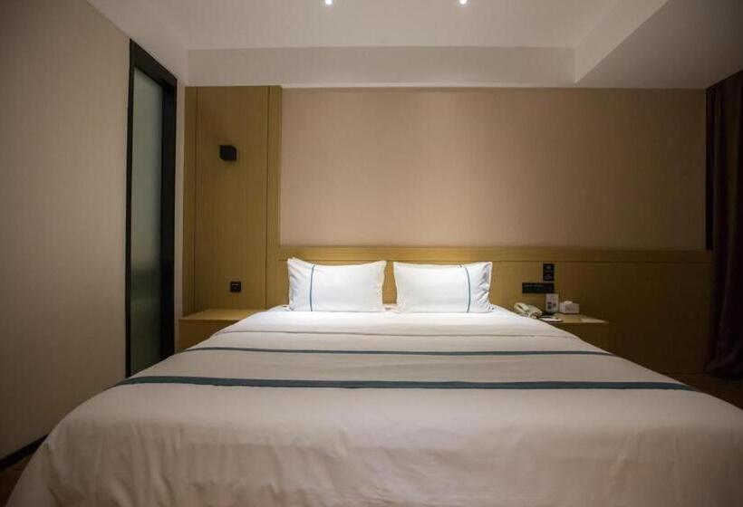 ホテル City Comfort Inn Zhanjiang Middle Haibin Avenue Wanda Plaza