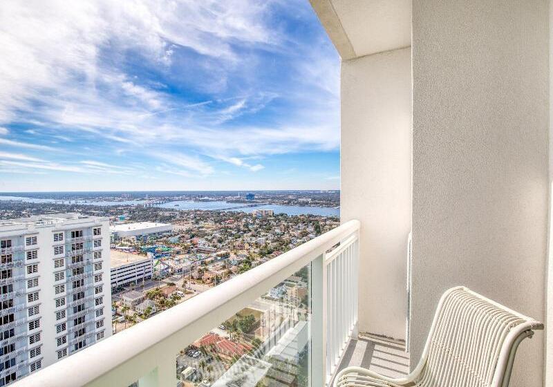 בית מלון כפרי Daytona Grande Oceanfront Resort