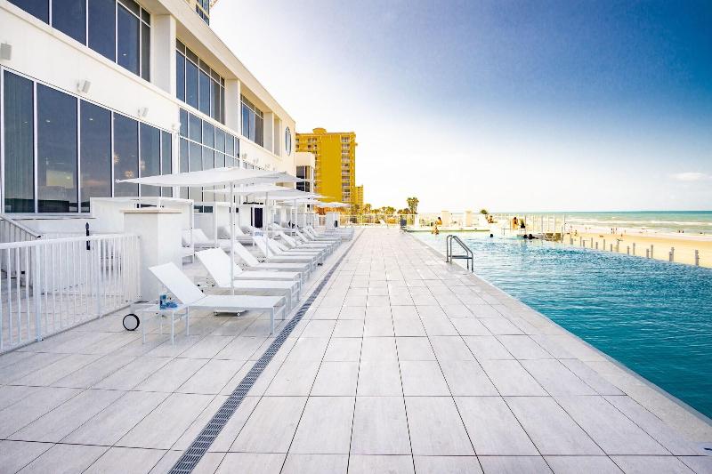 בית מלון כפרי Daytona Grande Oceanfront Resort