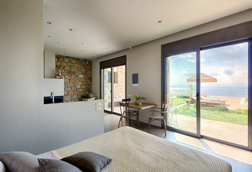 בית מלון כפרי Euphoria Suites