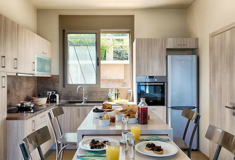 בית מלון כפרי Euphoria Suites