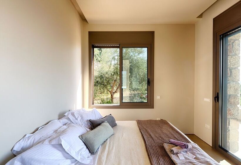 בית מלון כפרי Euphoria Suites