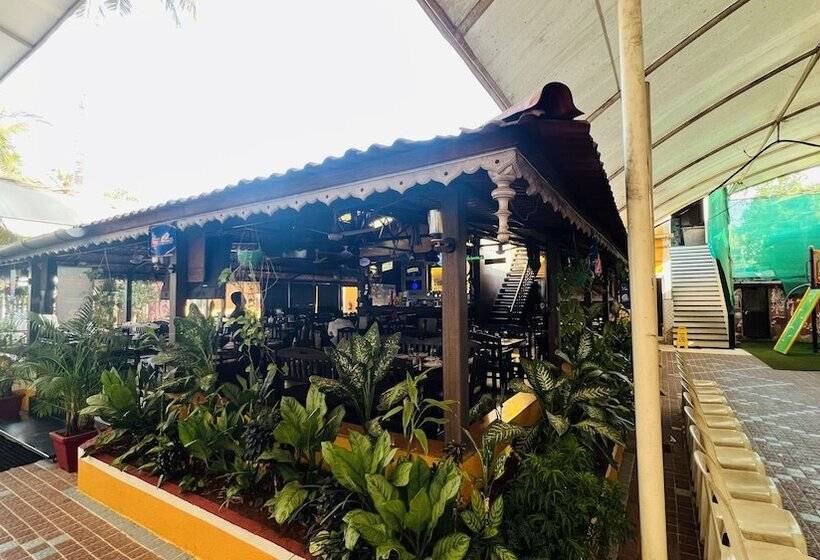 فندق Farmhouse Residency