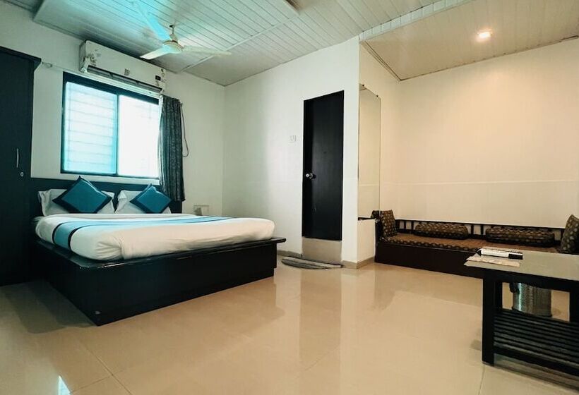 فندق Farmhouse Residency