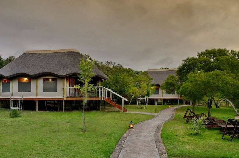 فندق Garden Route Safari Camp