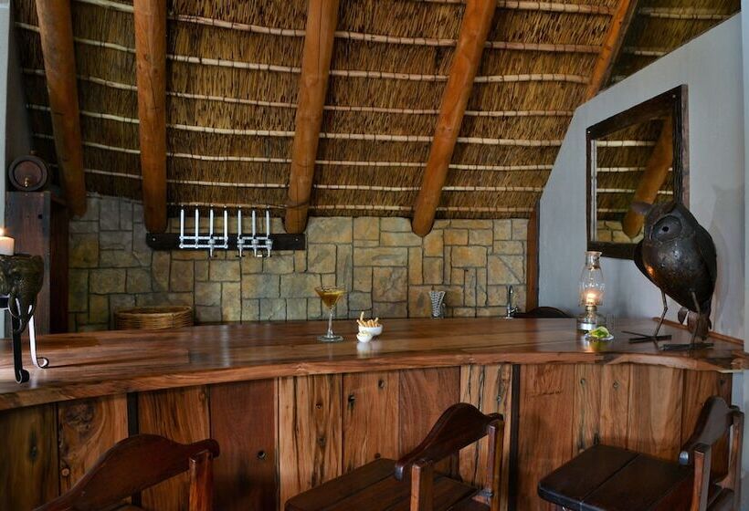 فندق Garden Route Safari Camp