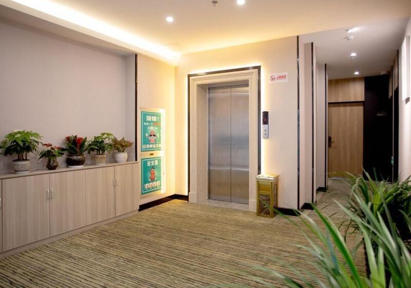 酒店 Greentree Inn Express Shanghai Pudong Lingang New City Yunhan Road