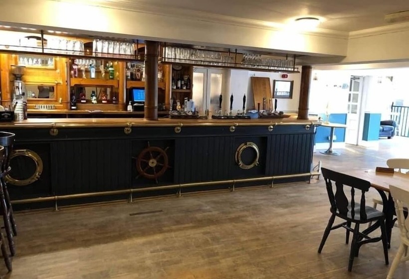 ホテル The Harbour