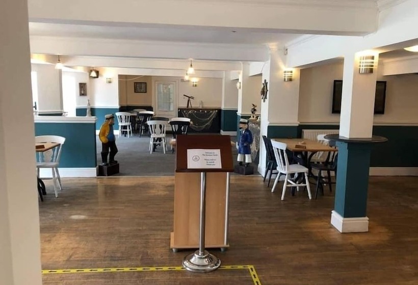 ホテル The Harbour