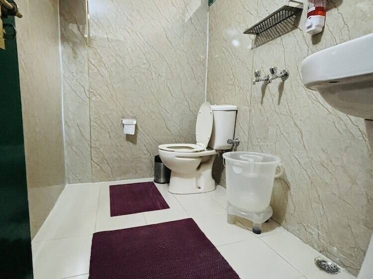 בית מלון כפרי Himalayan High, Auli, By Himalayan Eco Lodges