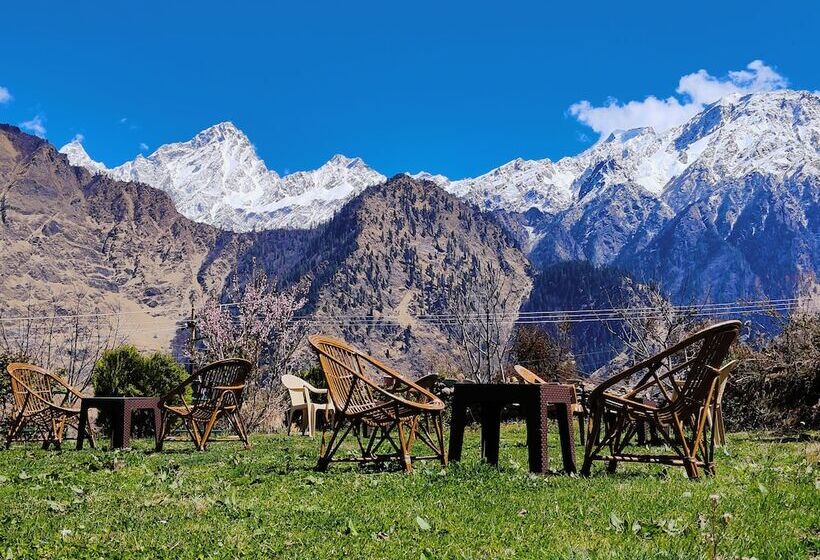 בית מלון כפרי Himalayan High, Auli, By Himalayan Eco Lodges