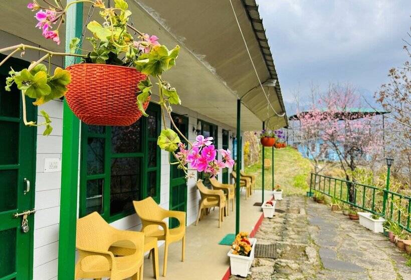 בית מלון כפרי Himalayan High, Auli, By Himalayan Eco Lodges