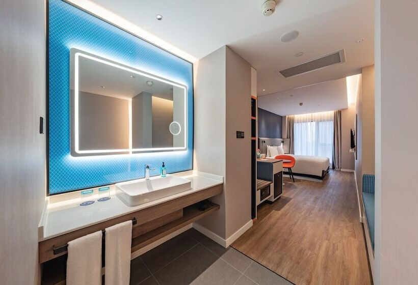 فندق Holiday Inn Express Shanghai Expo Centre, An Ihg