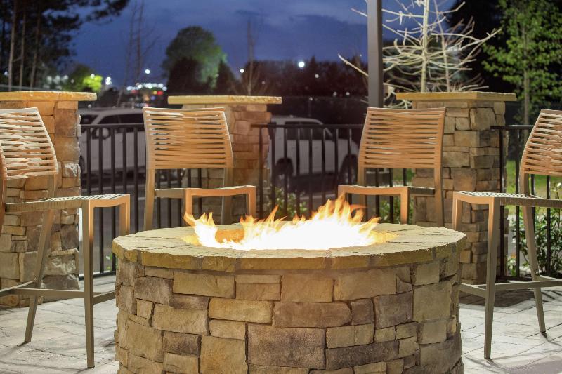 فندق Homewood Suites By Hilton Mcdonough