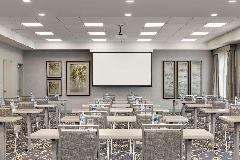 فندق Homewood Suites By Hilton Mcdonough