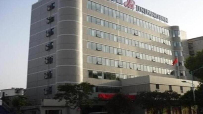 호텔 Jinjiang Inn Danjiangkou Station Road