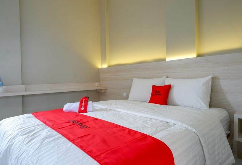 호텔 Reddoorz Syariah Near Prpp Semarang