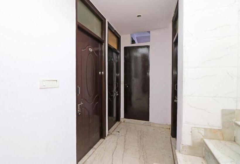 Отель Mahesh Guest House By Wb Inn