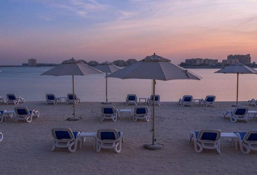 هتل Radisson Resort Ras Al Khaimah Marjan Island