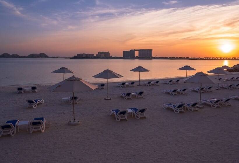هتل Radisson Resort Ras Al Khaimah Marjan Island