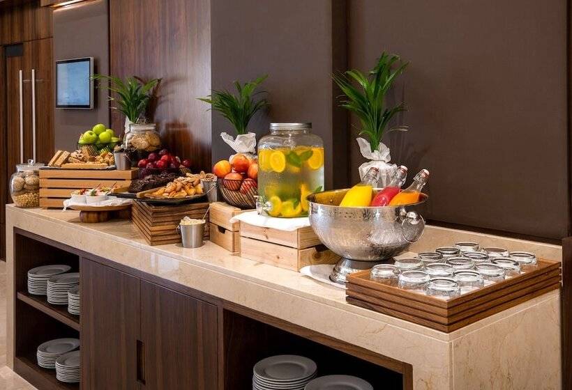 هتل Radisson Resort Ras Al Khaimah Marjan Island