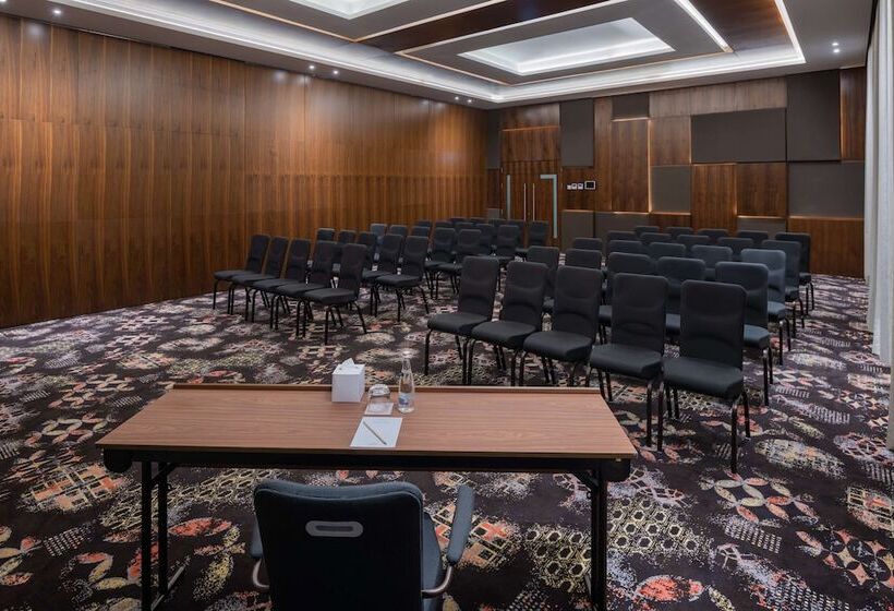 هتل Radisson Resort Ras Al Khaimah Marjan Island