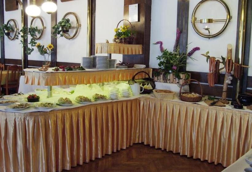 ホテル Nat Piwniczna Zdroj