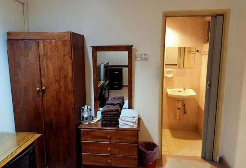 בית מלון כפרי Prai Jaya 2