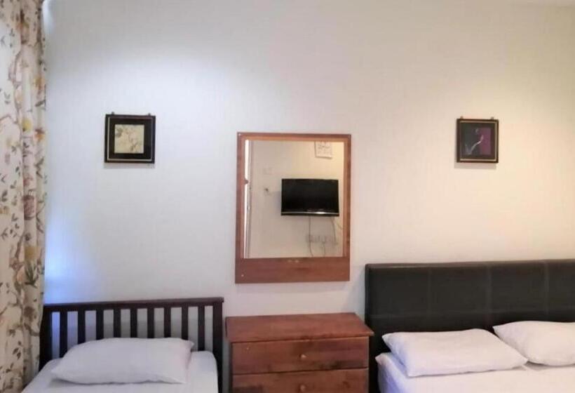 בית מלון כפרי Prai Jaya 2