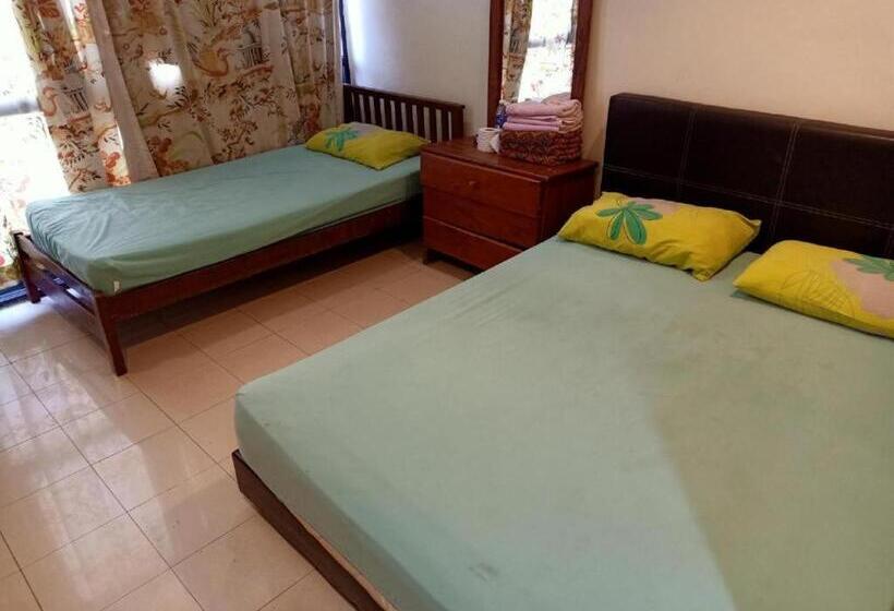 בית מלון כפרי Prai Jaya 2