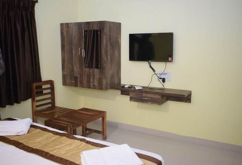 ホテル Rani And Rani Residency