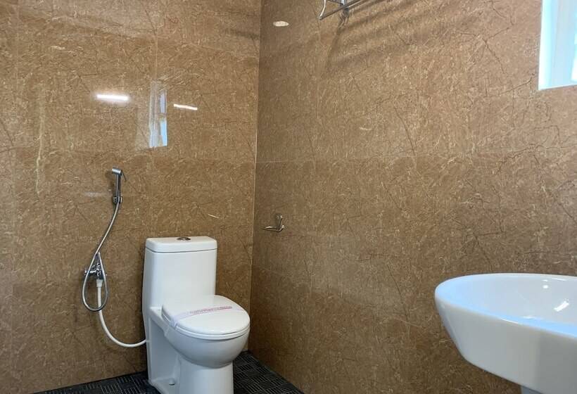 בית מלון כפרי Rani And Rani Residency